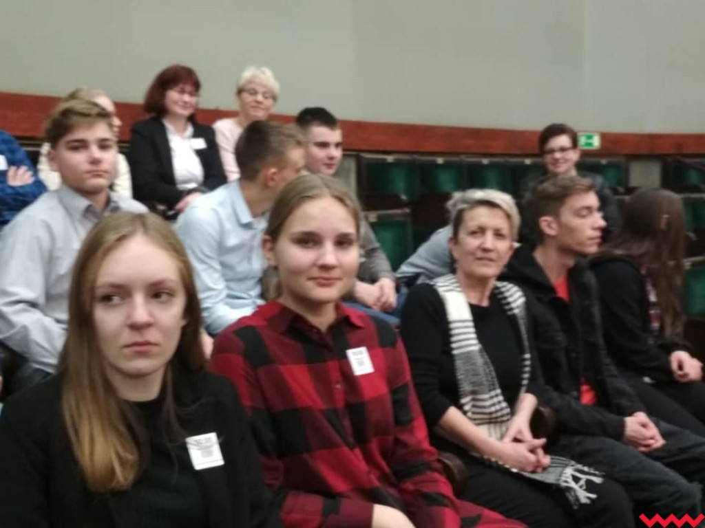 Wizyta w Sejmie uczniów ze szkoły w Pietrzykowie