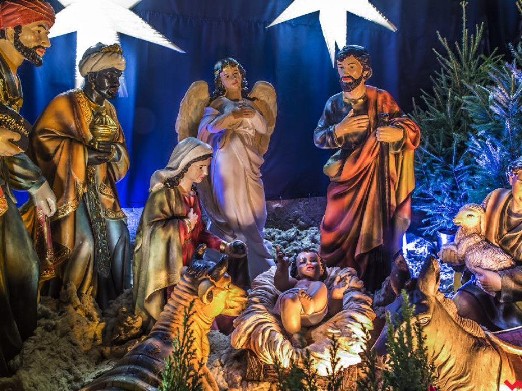Świąteczne Pyzdry. Tak wygląda przystrojone miasto