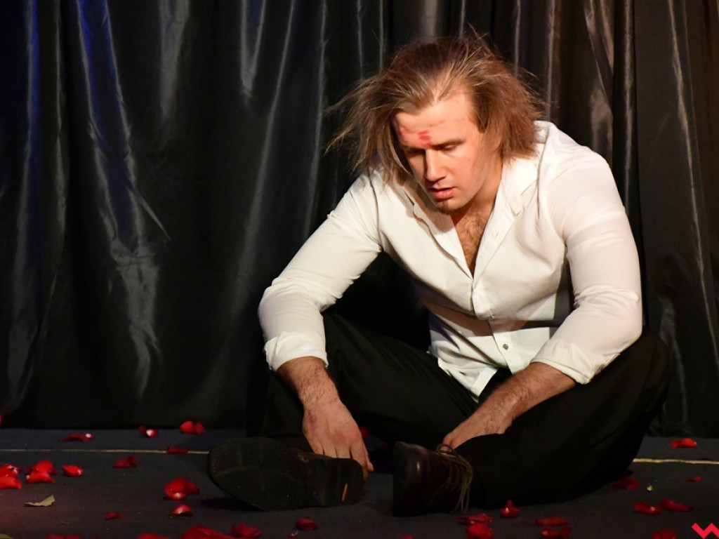 Teatr Otczapy ma 10 lat. Tak wyglądał jubileuszowy spektakl