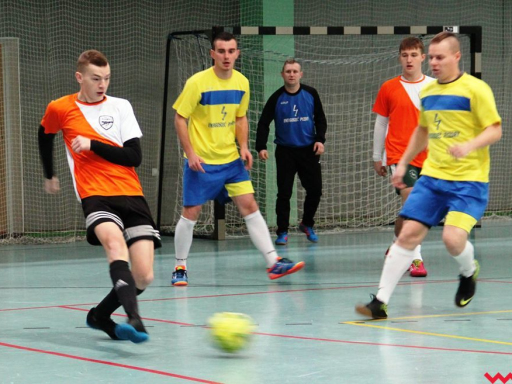 Liga halowa na finiszu rundy zasadniczej