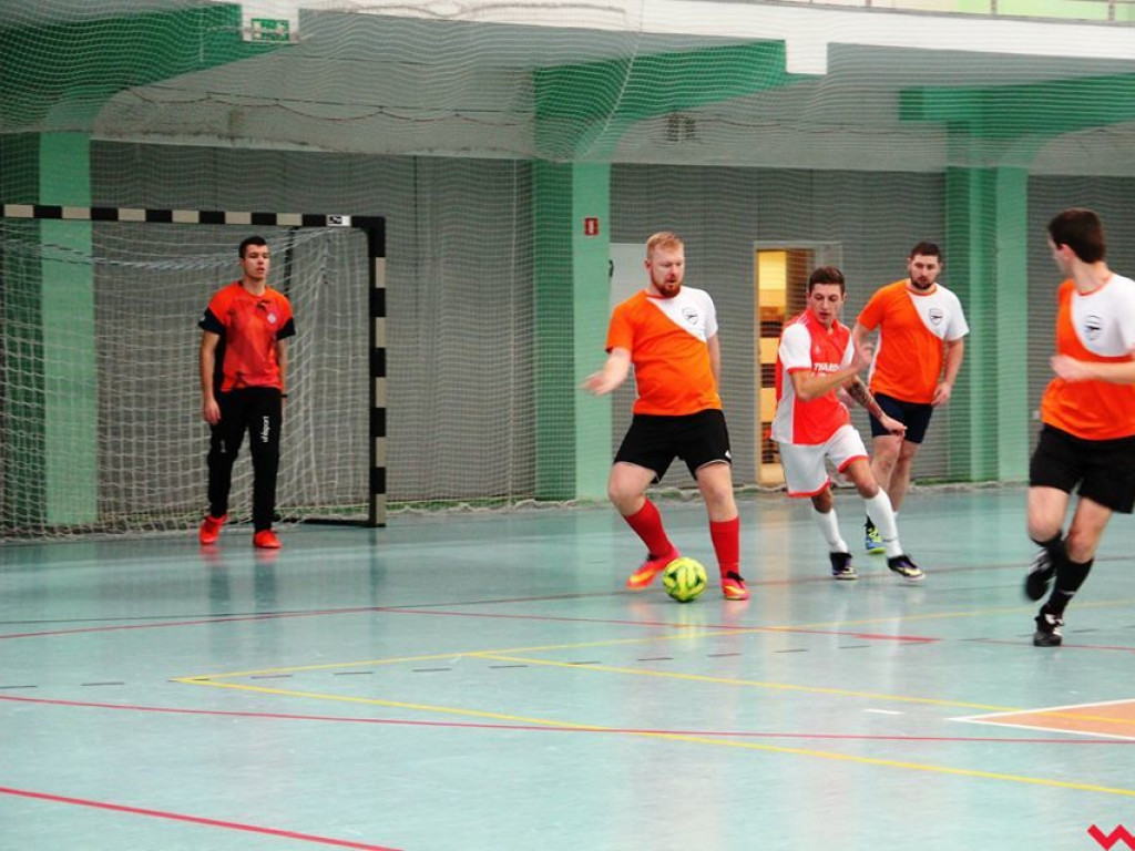 Liga halowa na finiszu rundy zasadniczej