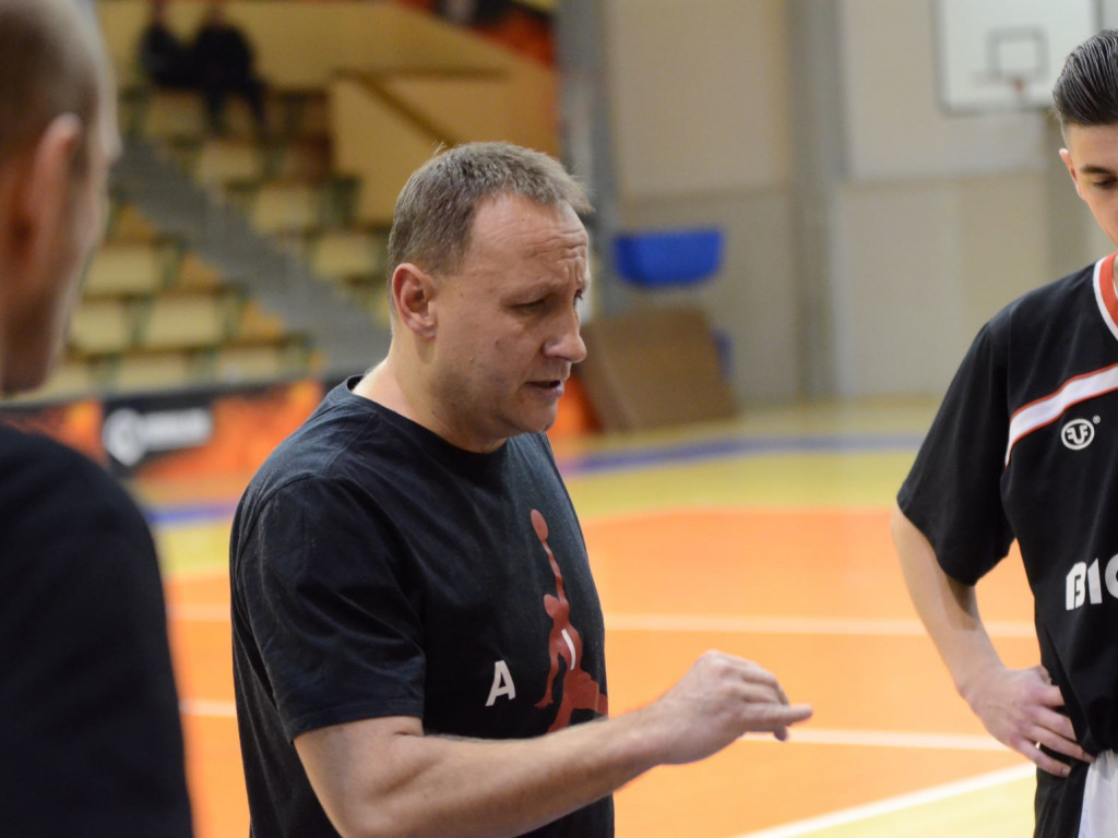 Bój poprowadził debiutant. Rycerze rozbici w pył