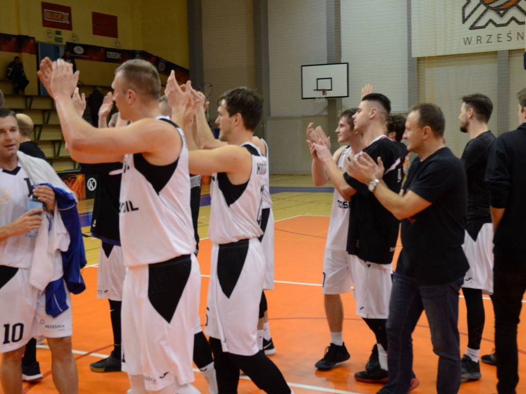 Bój poprowadził debiutant. Rycerze rozbici w pył
