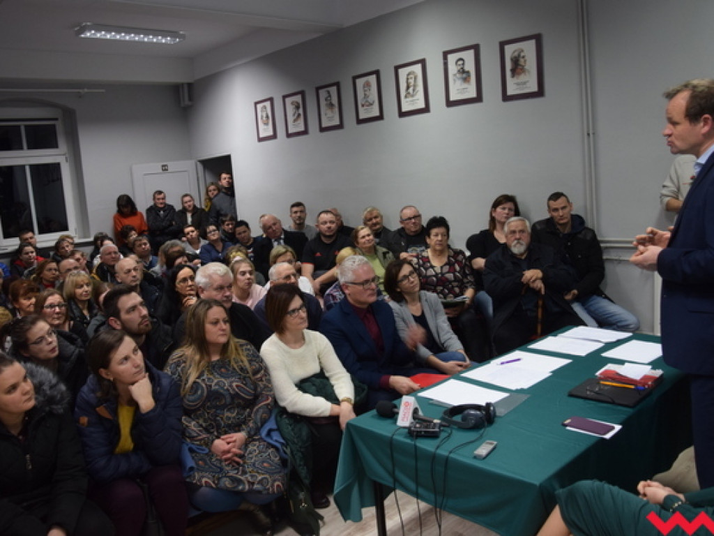 Szkoła w Grabowie Królewskim nie zostanie zlikwidowana – zapewnia poseł Zbigniew Dolata