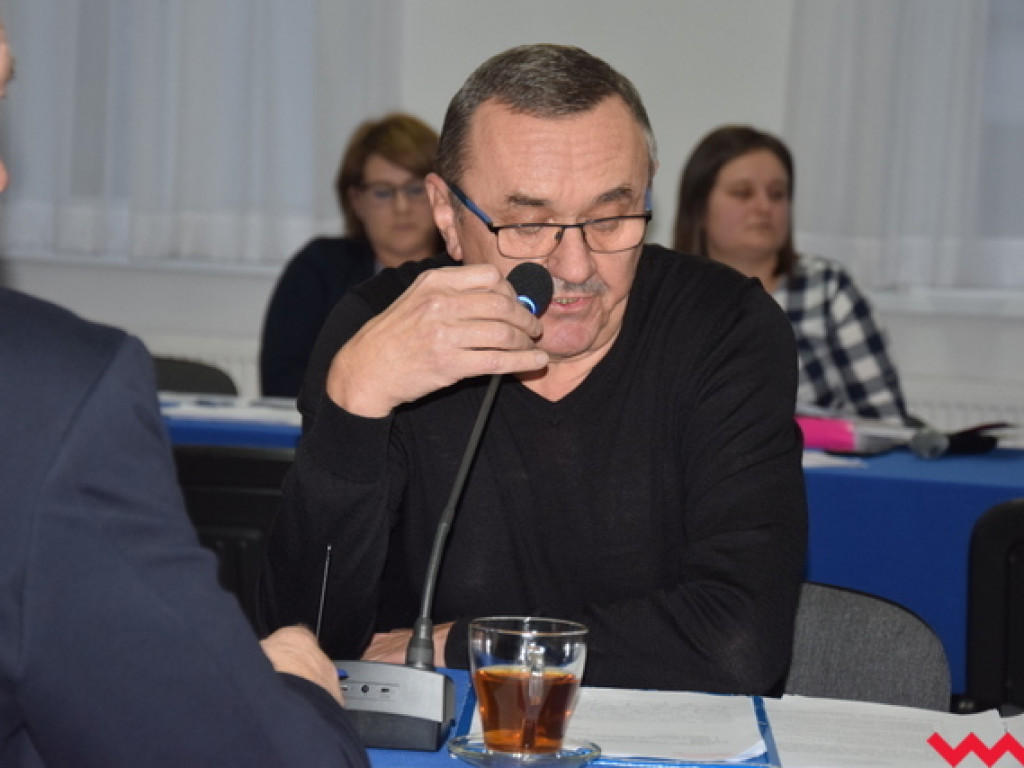 Osiem powodów dla których szkoła w Grabowie Królewskim nie powinna istnieć