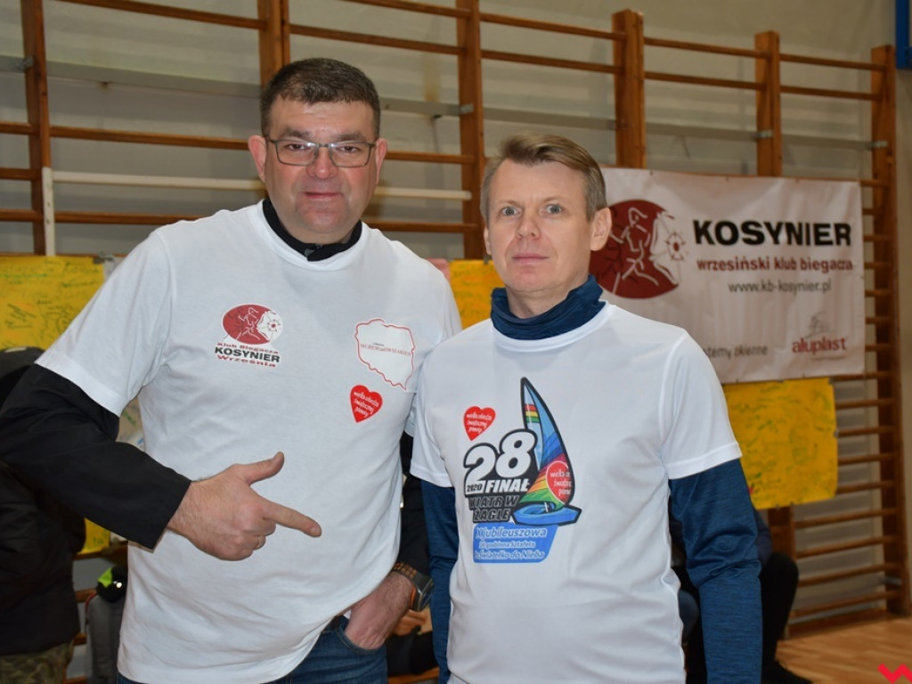 [WOŚP 2020] Biegną po światełko do nieba. Wyruszyła jubileuszowa sztafeta