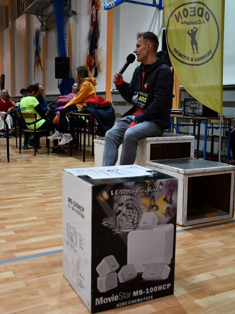 [WOŚP 2020] Biegną po światełko do nieba. Wyruszyła jubileuszowa sztafeta