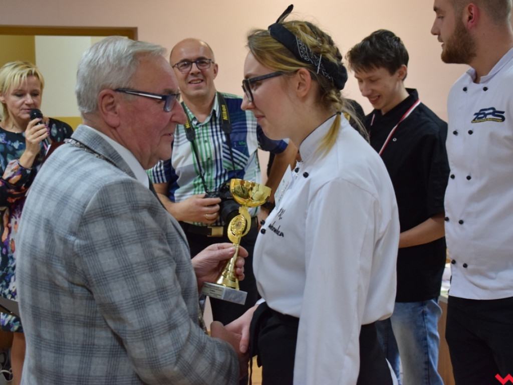 Niewielka frekwencja i wielkie emocje na kulinarnych turniejach dla młodych rzemieślników