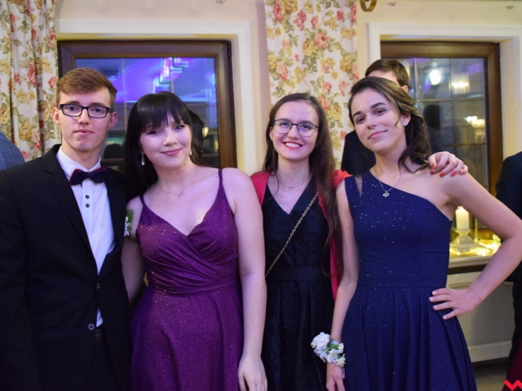 Polonez „Sienkiewicza”. Licealiści sto dni przed maturą