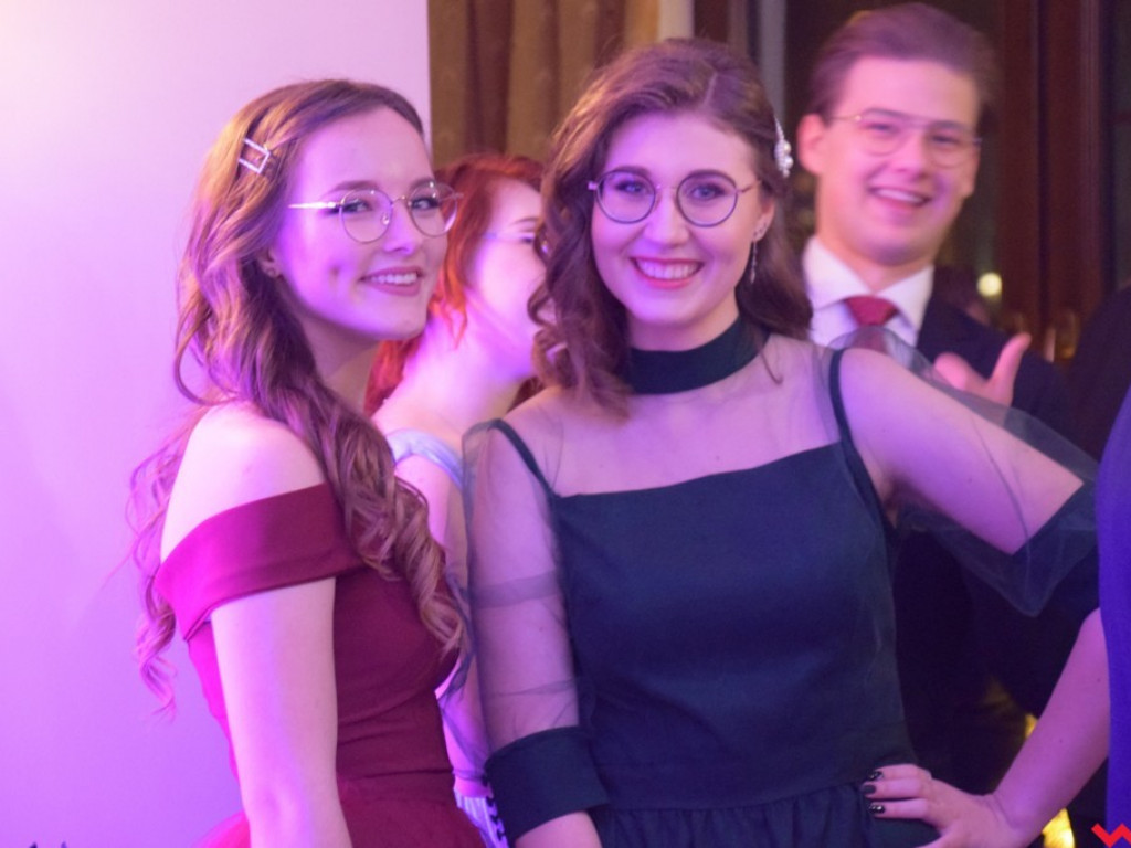 Polonez „Sienkiewicza”. Licealiści sto dni przed maturą