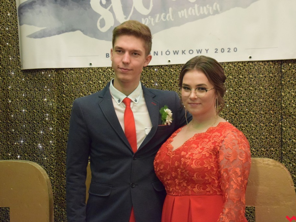 Polonez „Sienkiewicza”. Licealiści sto dni przed maturą