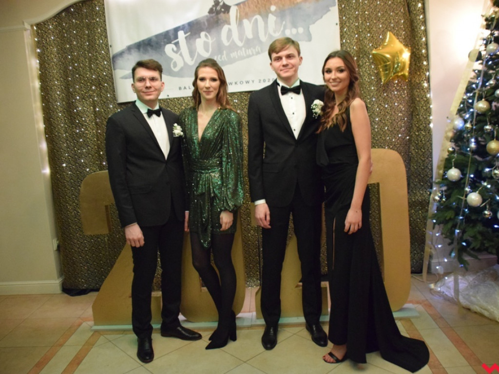 Polonez „Sienkiewicza”. Licealiści sto dni przed maturą