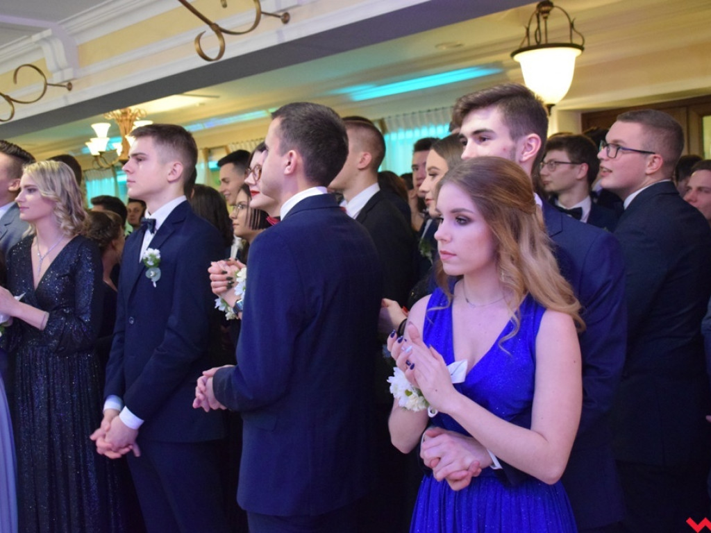 Polonez „Sienkiewicza”. Licealiści sto dni przed maturą