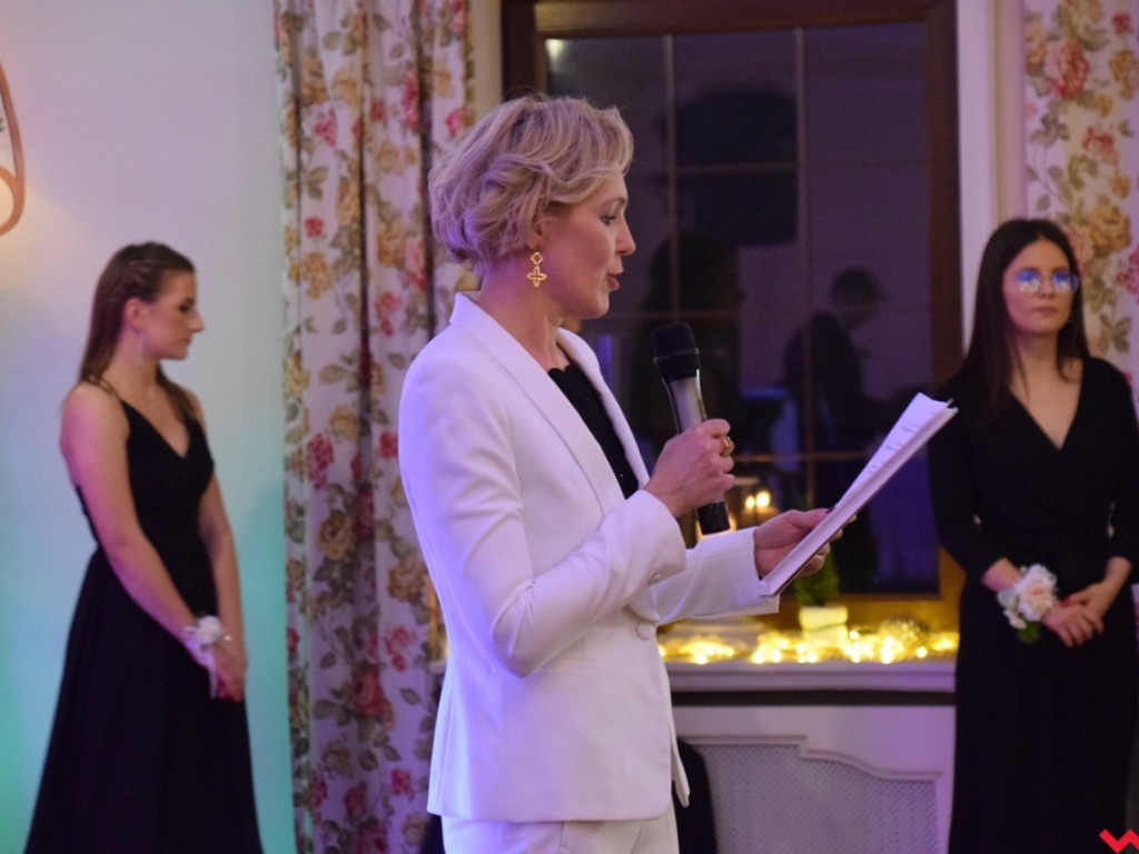 Polonez „Sienkiewicza”. Licealiści sto dni przed maturą