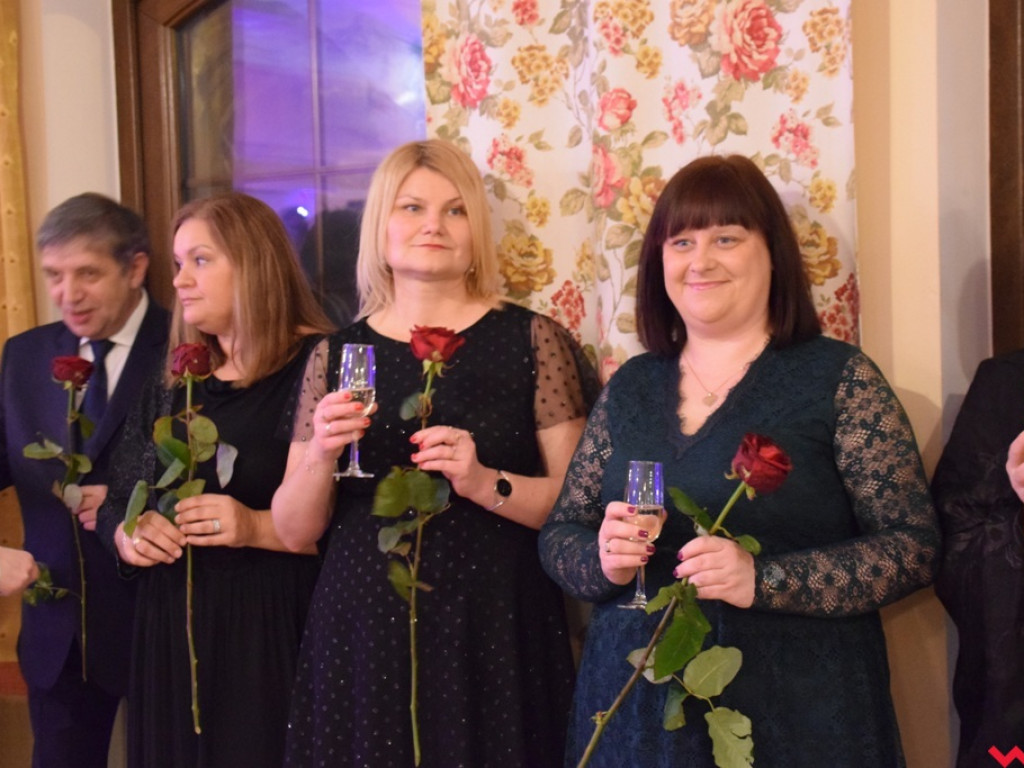 Polonez „Sienkiewicza”. Licealiści sto dni przed maturą