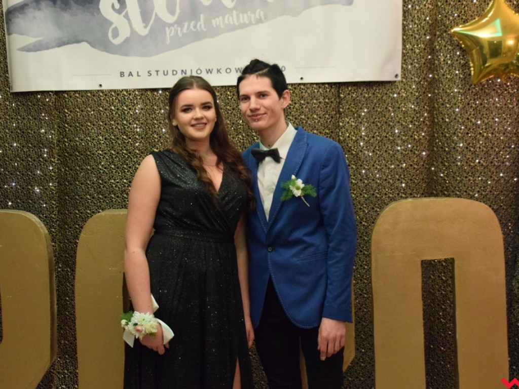 Polonez „Sienkiewicza”. Licealiści sto dni przed maturą