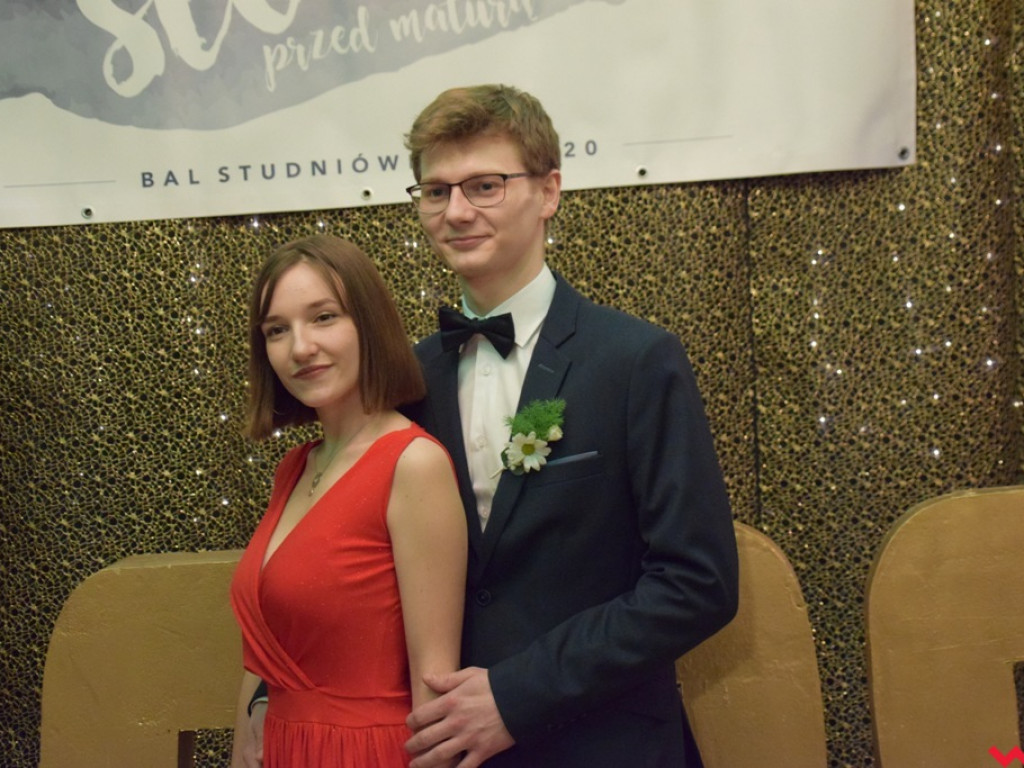 Polonez „Sienkiewicza”. Licealiści sto dni przed maturą