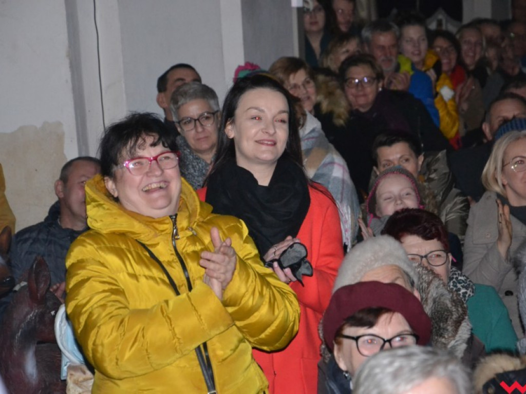 Górale spod samiuśkich Tater śpiewali kolędy. Publiczność była zachwycona