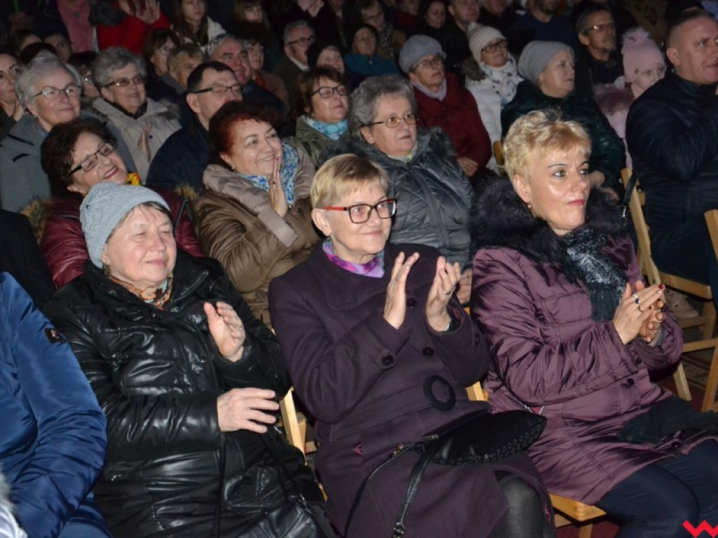 Górale spod samiuśkich Tater śpiewali kolędy. Publiczność była zachwycona
