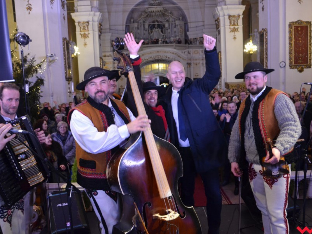 Górale spod samiuśkich Tater śpiewali kolędy. Publiczność była zachwycona
