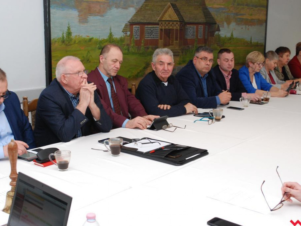 Nowe stawki za śmieci z ulgą za kompostowanie bioodpadów w gminie Pyzdry