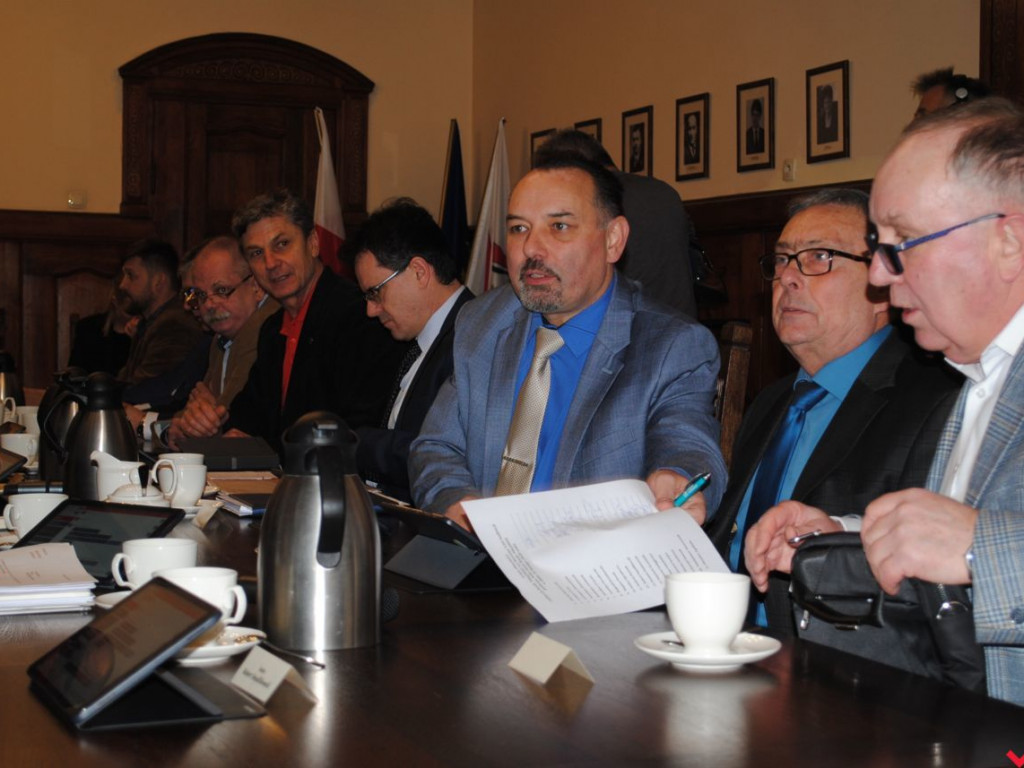 Radni jednogłośnie uchwalili miejscowy plan dla Kawęczyna, Marzenina i Gulczewa