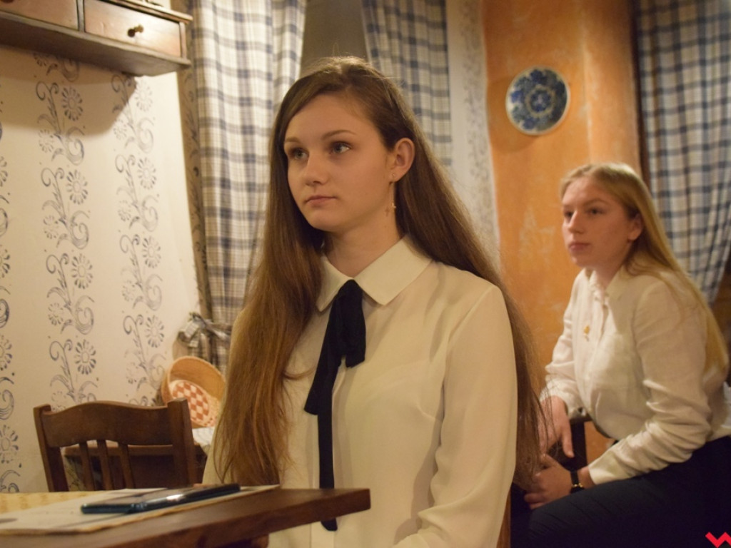 Wiersze jak dar. Młoda gnieźnianka zachwyciła jurorów Konkursu Poetyckiego im. W. Gajdy