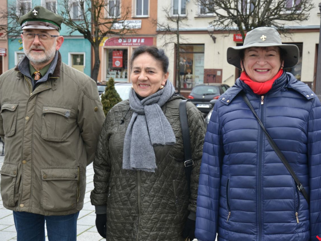 Harcerski żywioł na rynku z okazji Dnia Myśli Braterskiej