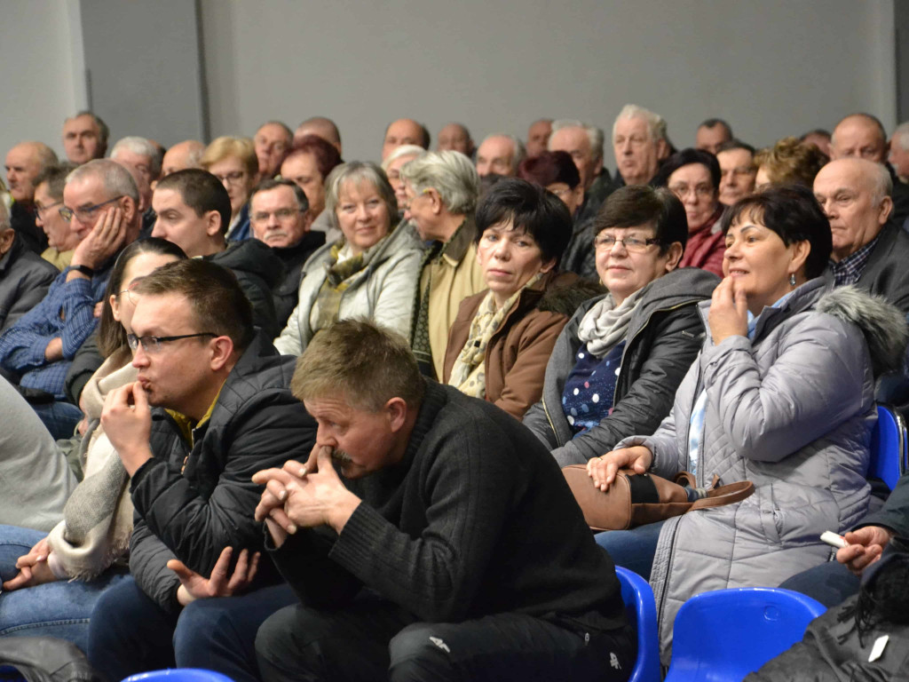 Orzechowo marzy o zadaszonej scenie i kręgielni