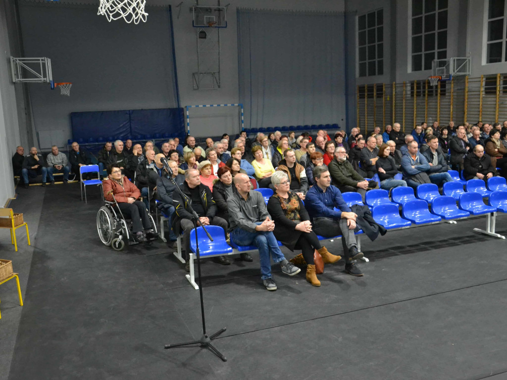 Orzechowo marzy o zadaszonej scenie i kręgielni