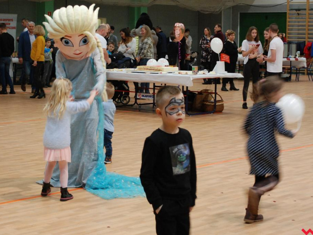 Ludzie pokazali wielkie serca! Sukces imprezy charytatywnej dla Kornelii 