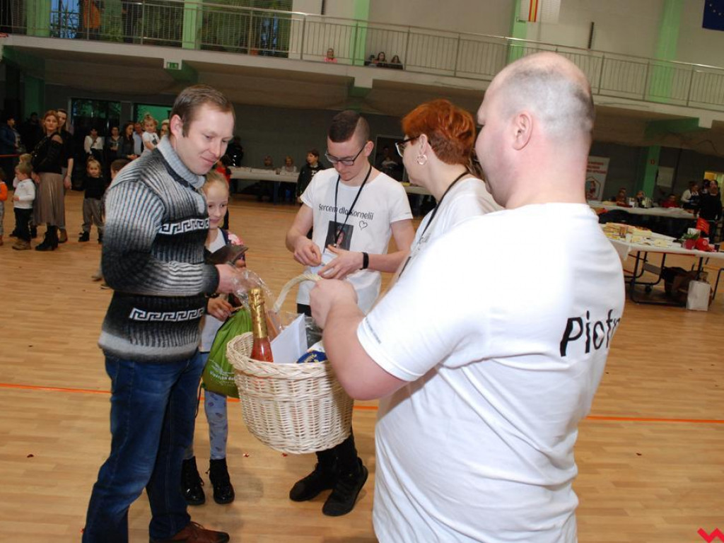 Ludzie pokazali wielkie serca! Sukces imprezy charytatywnej dla Kornelii 