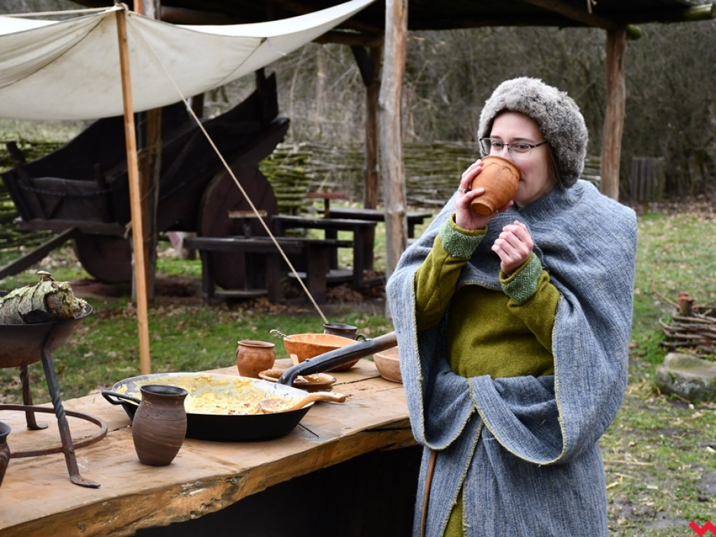 Zima w Grzybowie. Pół setki wojów i niewiast nie przestraszyło się chłodu