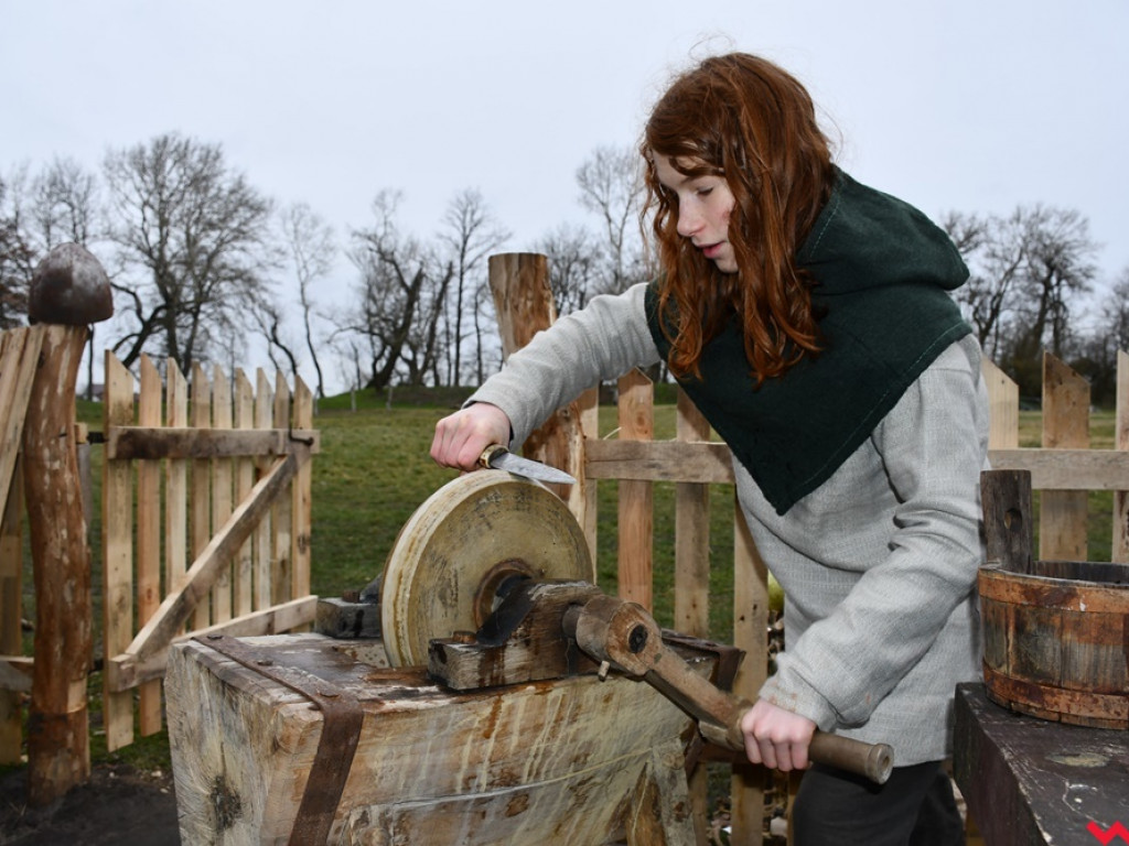 Zima w Grzybowie. Pół setki wojów i niewiast nie przestraszyło się chłodu