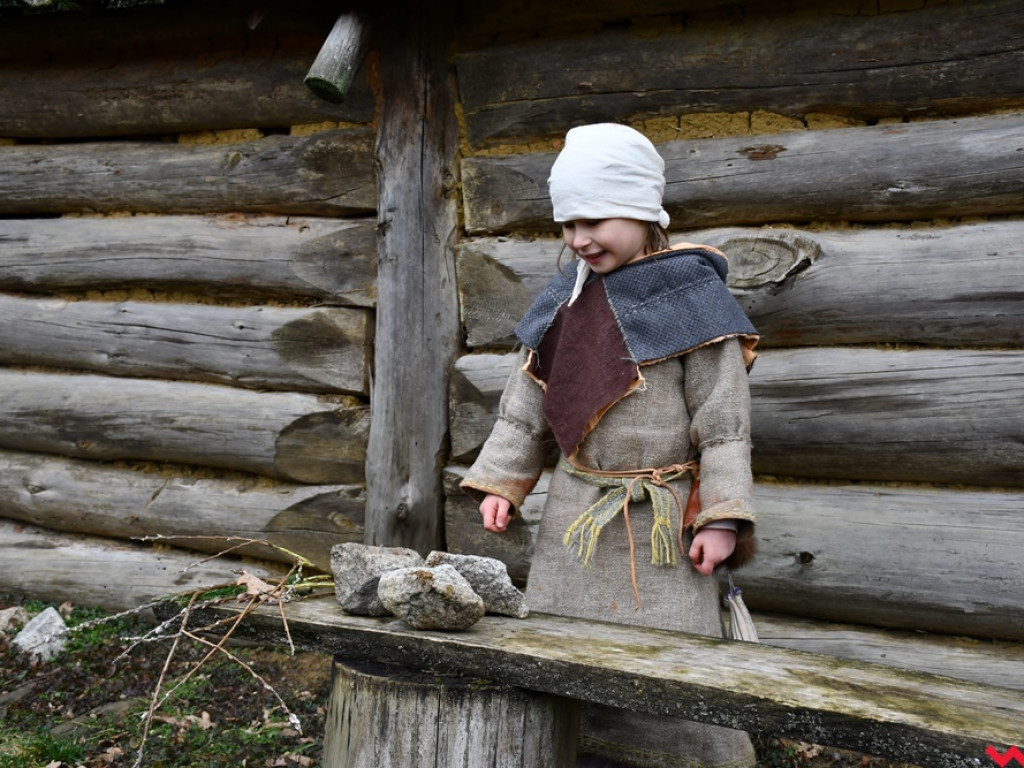 Zima w Grzybowie. Pół setki wojów i niewiast nie przestraszyło się chłodu