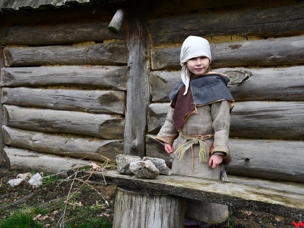 Zima w Grzybowie. Pół setki wojów i niewiast nie przestraszyło się chłodu