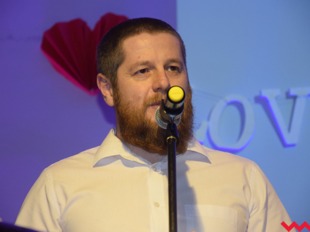 „Uwaga na amory” – spektakle nagrodzone owacjami na stojąco