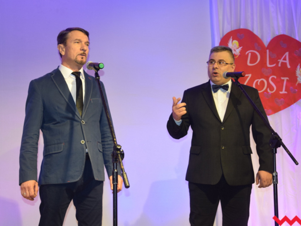 „Uwaga na amory” – spektakle nagrodzone owacjami na stojąco