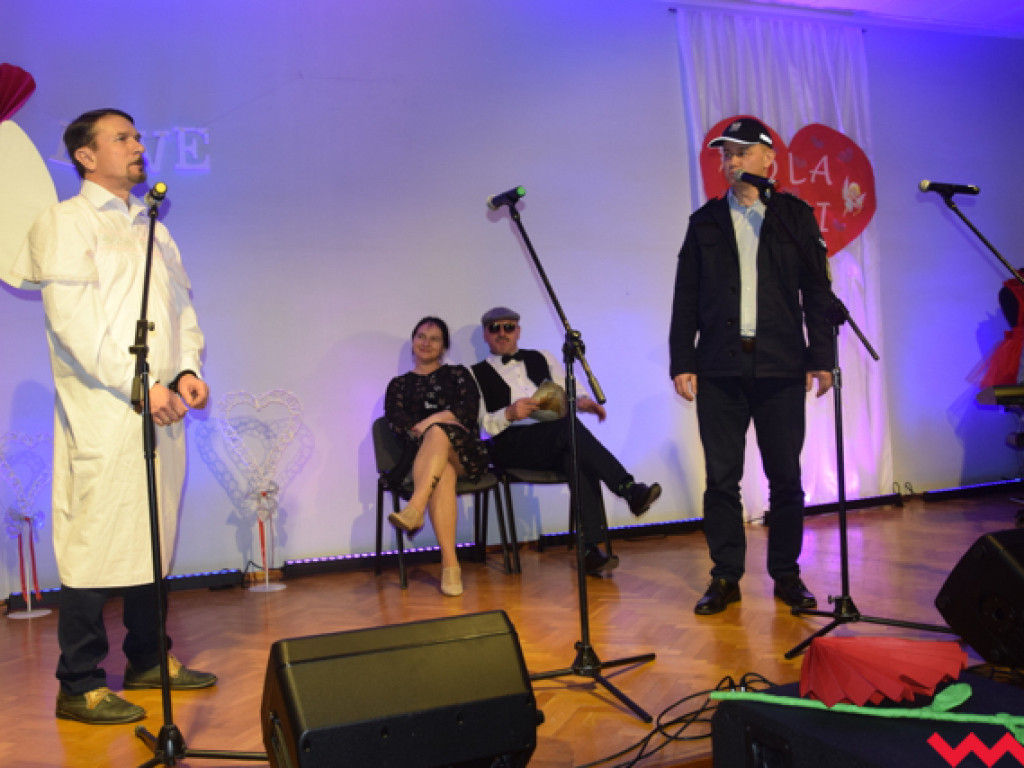 „Uwaga na amory” – spektakle nagrodzone owacjami na stojąco