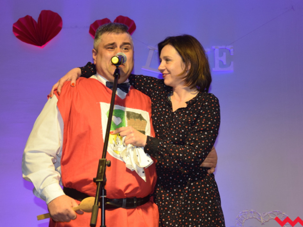 „Uwaga na amory” – spektakle nagrodzone owacjami na stojąco