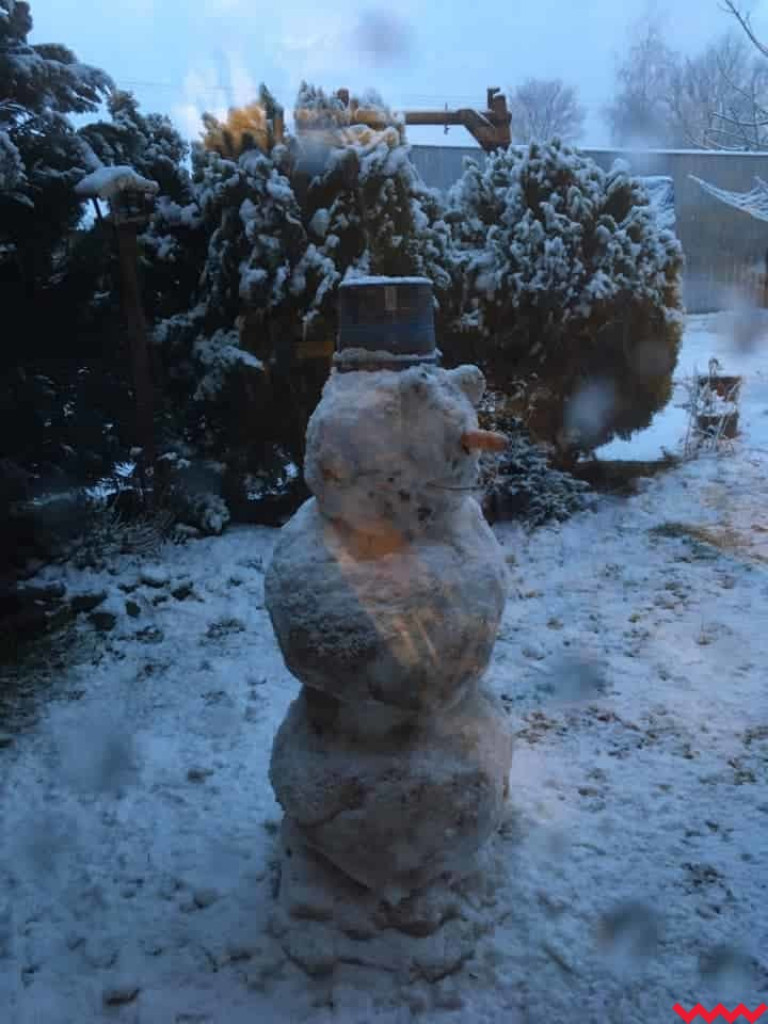 Spadł pierwszy śnieg. Dzieci w siódmym niebie