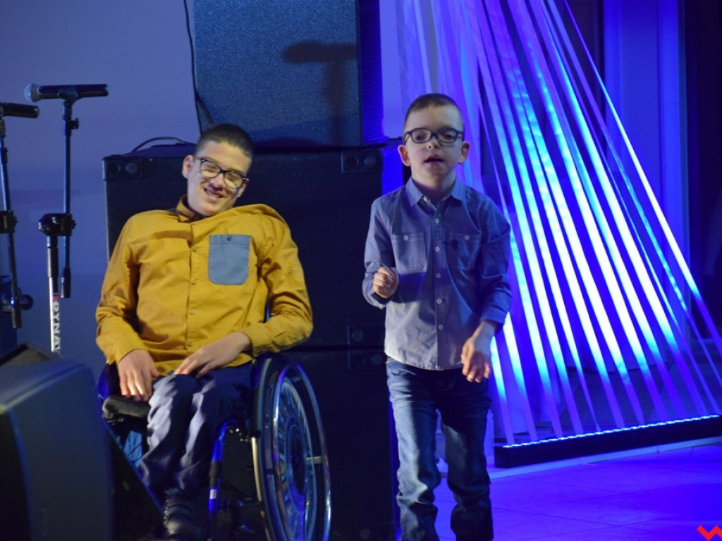 Koncertowe spełnianie marzeń. Mezo i wrzesińscy wykonawcy wystąpili dla Kuby Balcerzaka