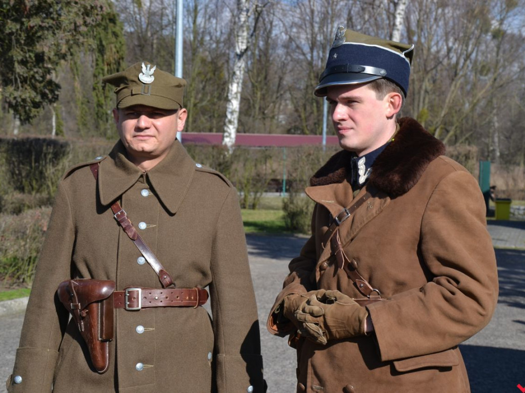 Bieg Tropem Wilczym przerasta oczekiwania. Setki na trasie w hołdzie Wyklętym