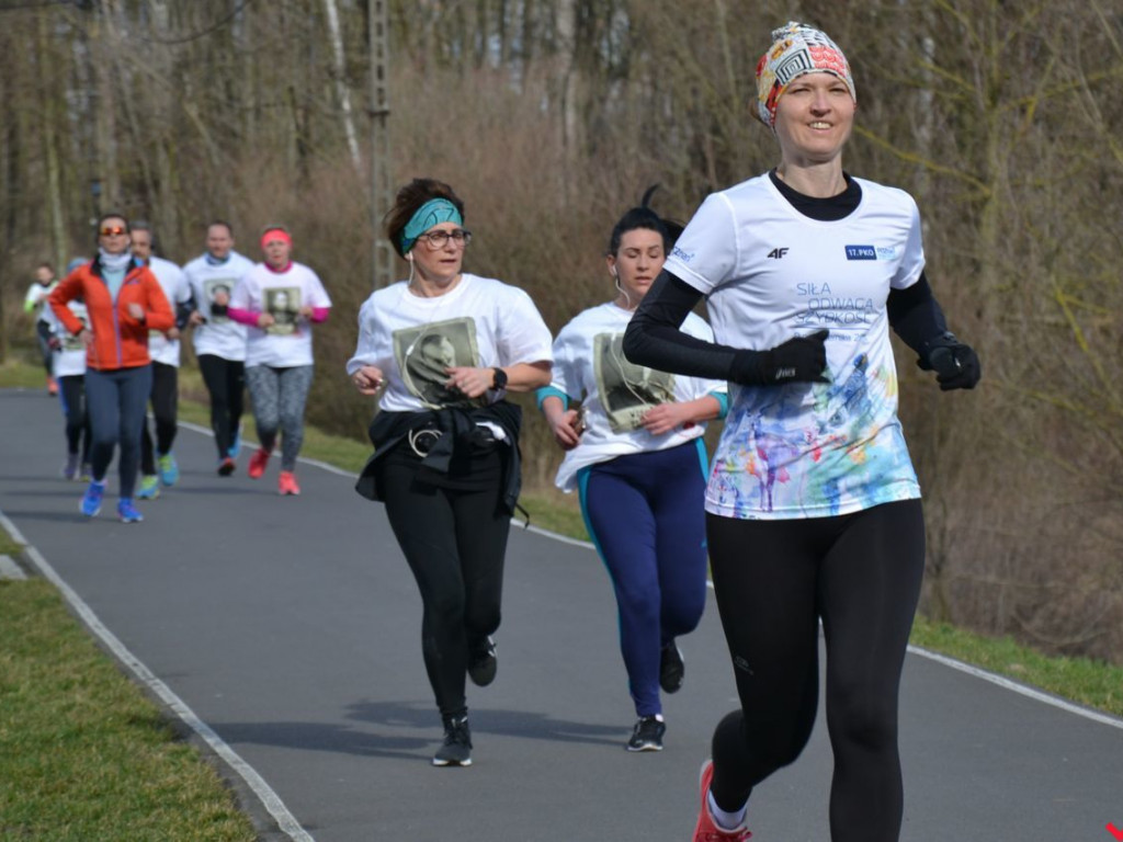 Bieg Tropem Wilczym przerasta oczekiwania. Setki na trasie w hołdzie Wyklętym