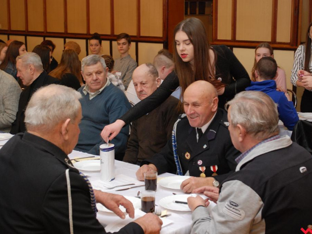Tort, nagrody i wyróżnienia. Zebranie sprawozdawcze strażaków w Pyzdrach