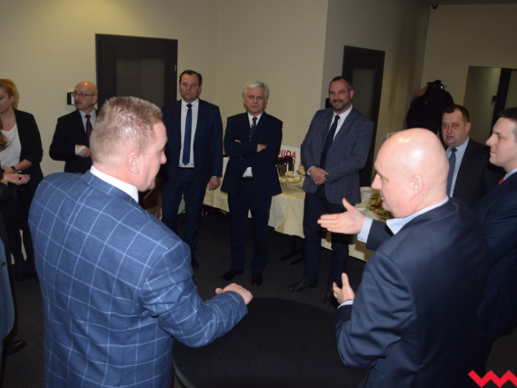 Były wojewoda Zbigniew Hoffmann otworzył biuro poselskie we Wrześni