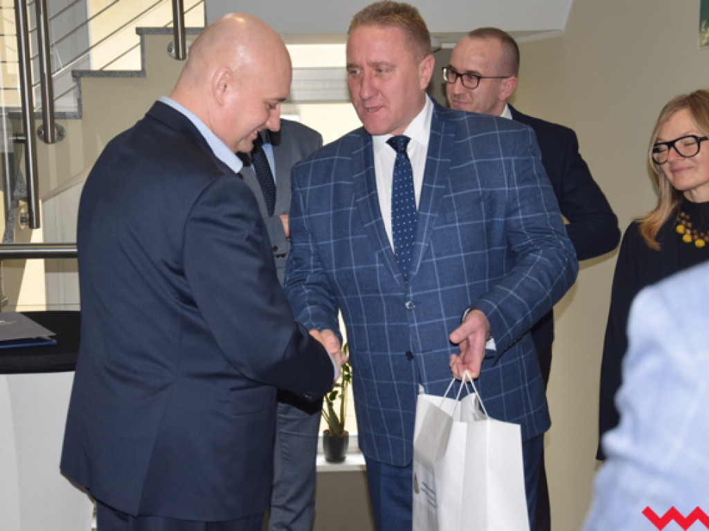 Były wojewoda Zbigniew Hoffmann otworzył biuro poselskie we Wrześni