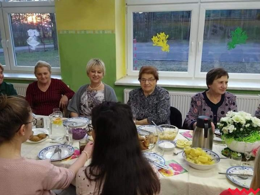 Koło Gospodyń Wiejskich Zapowiednianki świętowało Dzień Kobiet 