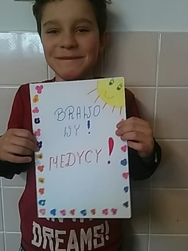 Uczniowie ze Wszemborza dziękują cichym bohaterom ostatnich dni!