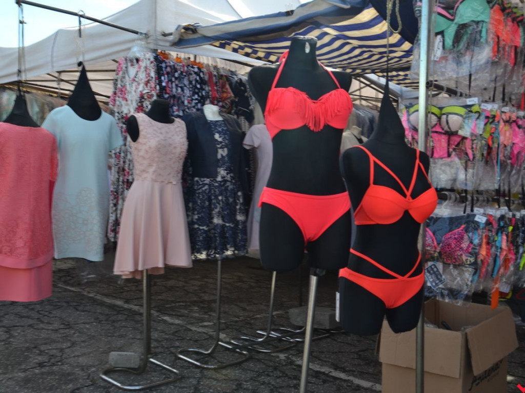 Taniej, zdrowiej, weselej. Tak wyglądał wrzesiński targ w czasach przed epidemią